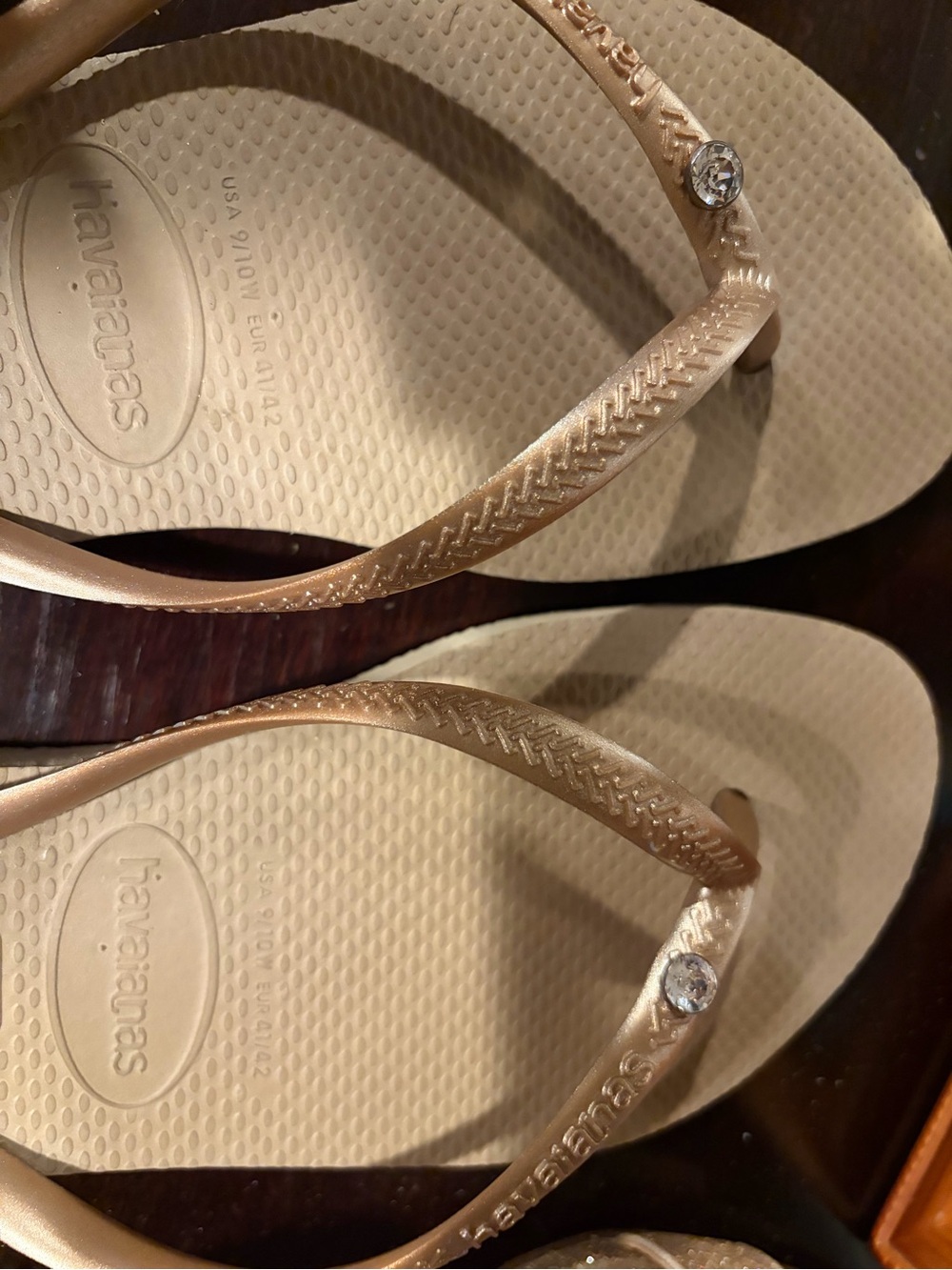 Havaianas Slim Crystal Glamour flip flops with Swarovski crystal accent - Picture 3 of 3